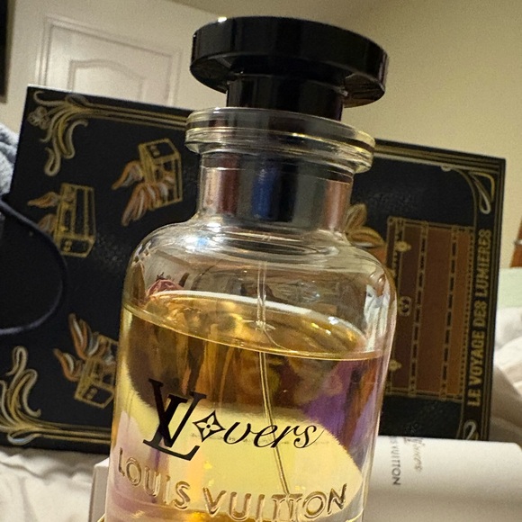 Authentic LV Lovers Perfume - Picture 7 of 8